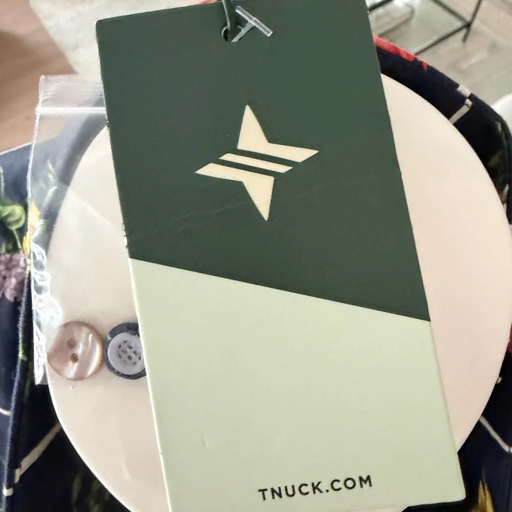 Tuckernuck Botanical Garden dress with stand up collar XL - Picture 6 of 9